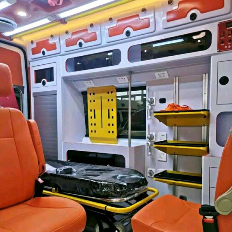 潭门镇长途救护车护送病人租赁价格